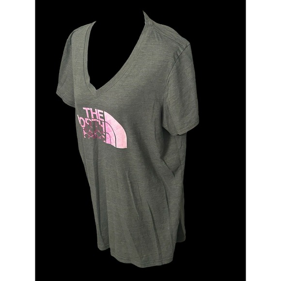 The North Face Classic Fit Women's XL V neck T-Shirt Pink Logo Extra Large‎ - Picture 4 of 6